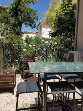 Appartement rue calme, proche centre ville